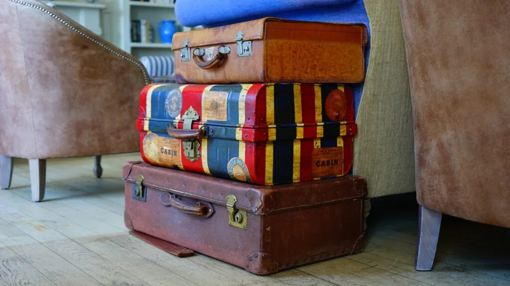 luggage 1